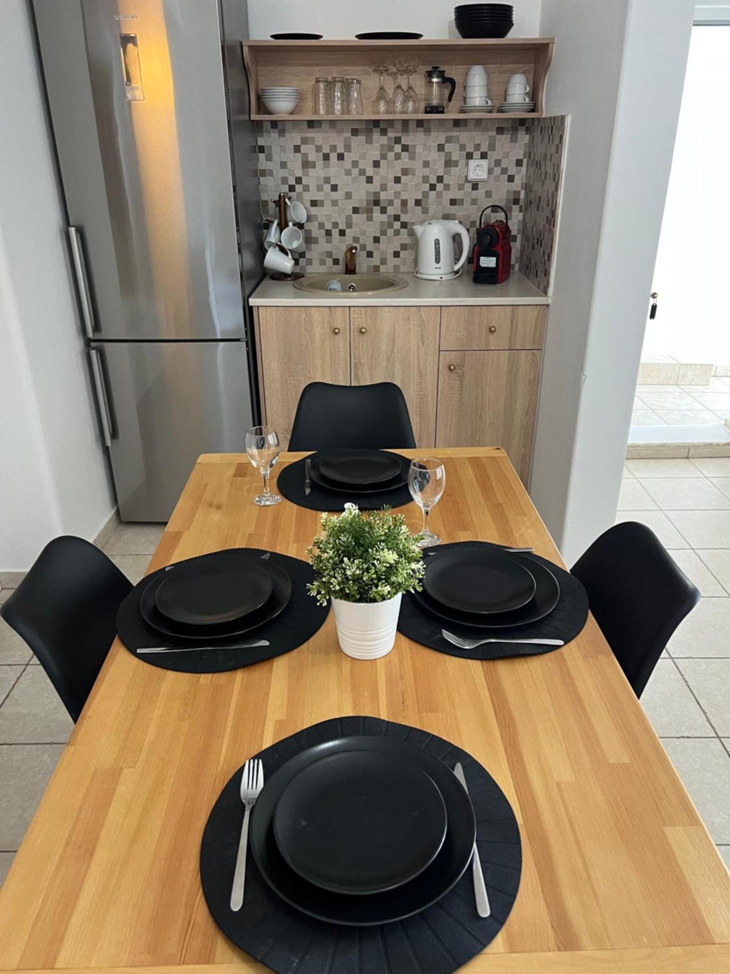 Katerina Apartments & Studios ناوسا الغرفة الصورة